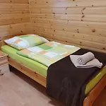 بيت شباب Bak Vendeglo Fahazak *