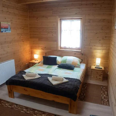 Bak Vendeglo Fahazak Gyulakeszi