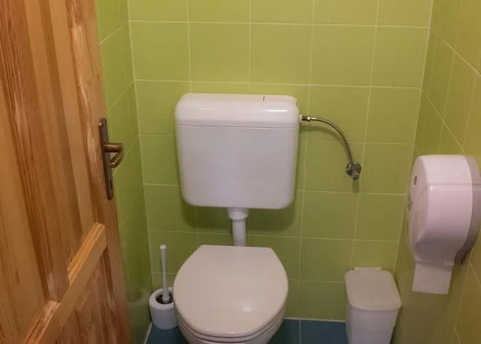 Hostel Bak Vendéglő *